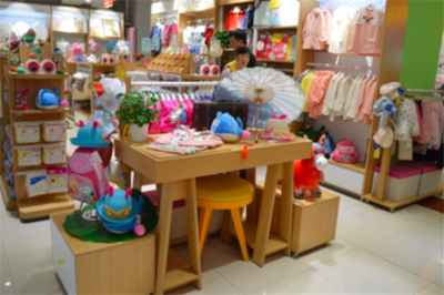 婴王世家母婴用品 专业与品质，守护宝宝健康成长